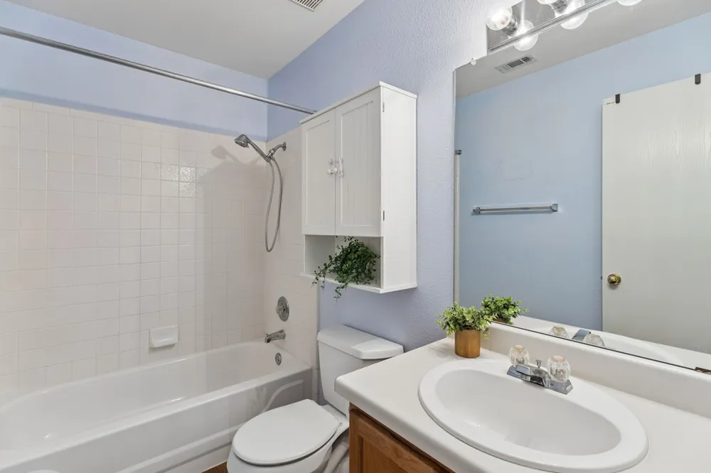 100 Devons Cove Buda, TX 78610
