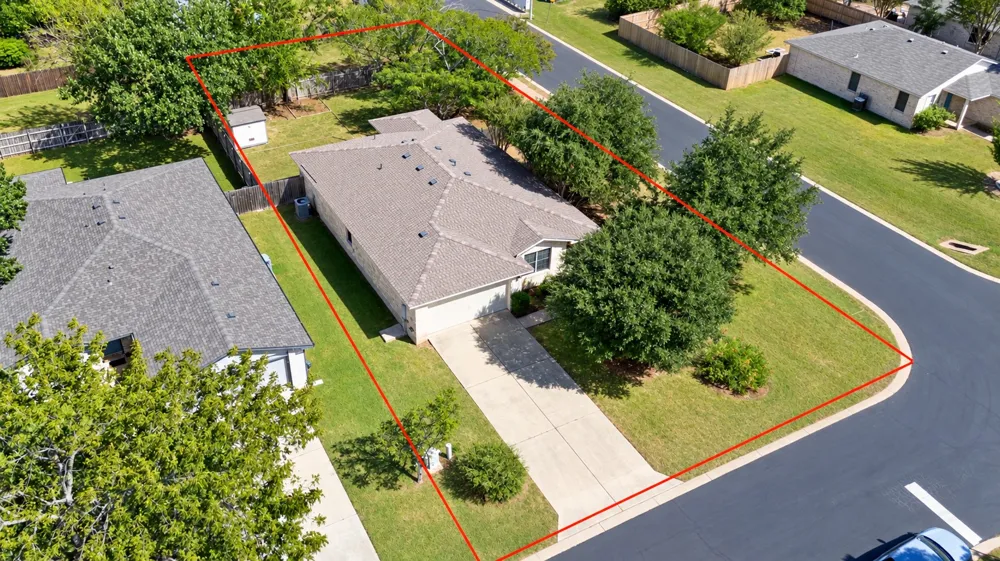 100 Devons Cove Buda, TX 78610
