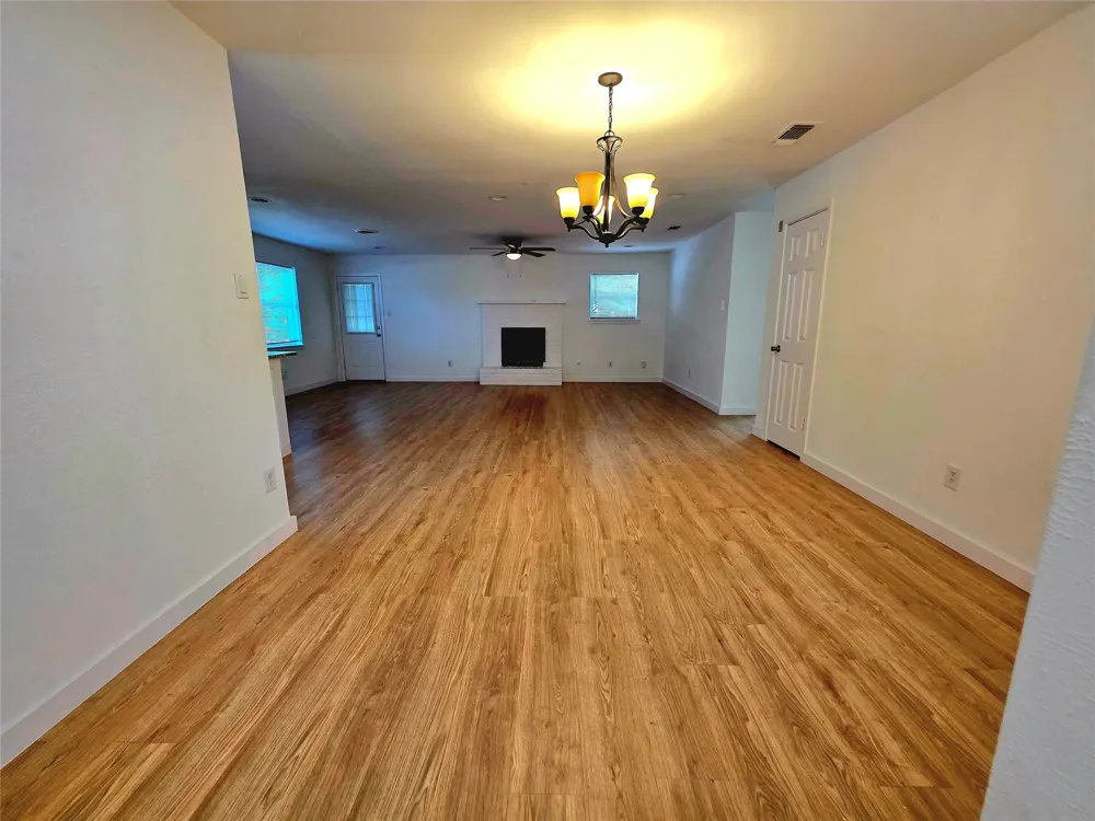 272 Palomino Drive Saginaw, TX 76179