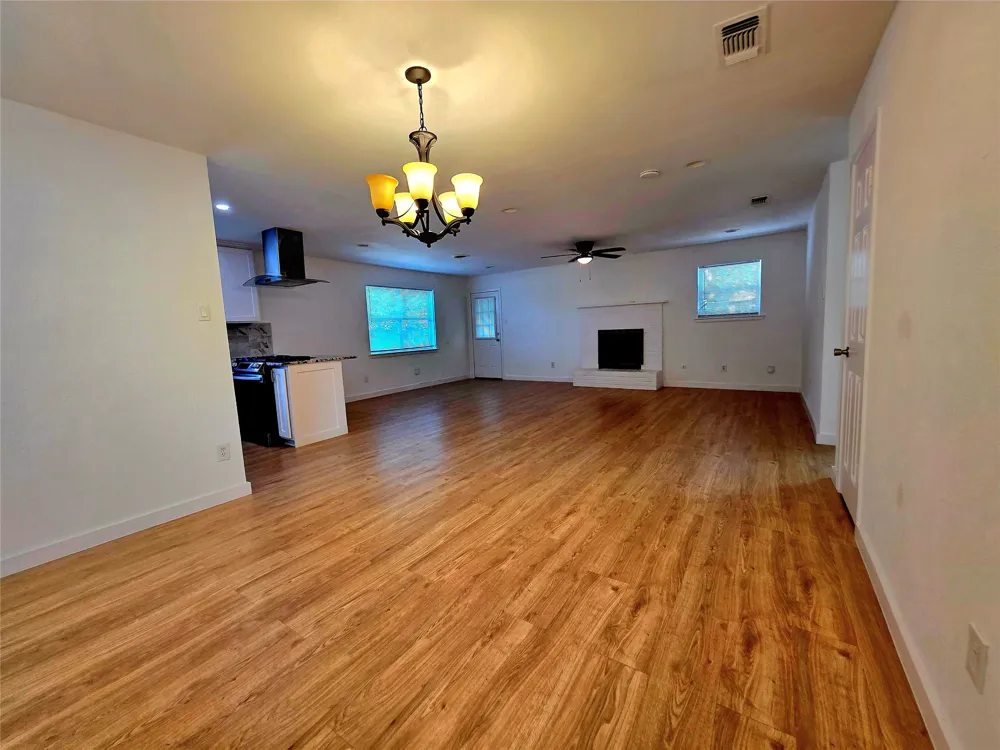 272 Palomino Drive Saginaw, TX 76179