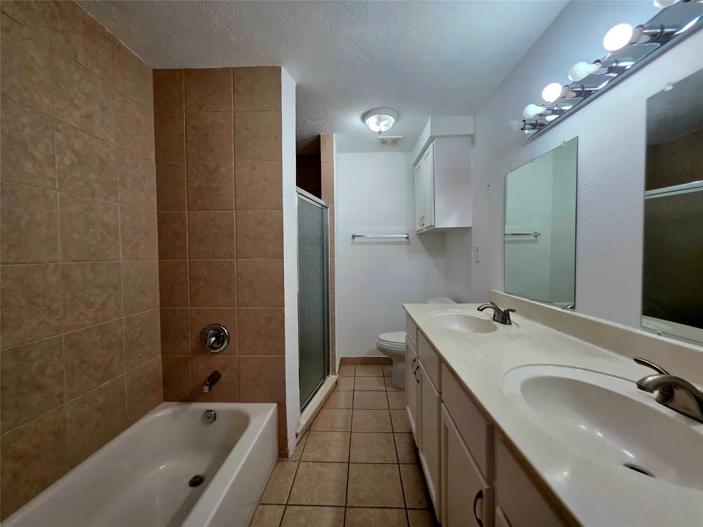 272 Palomino Drive Saginaw, TX 76179