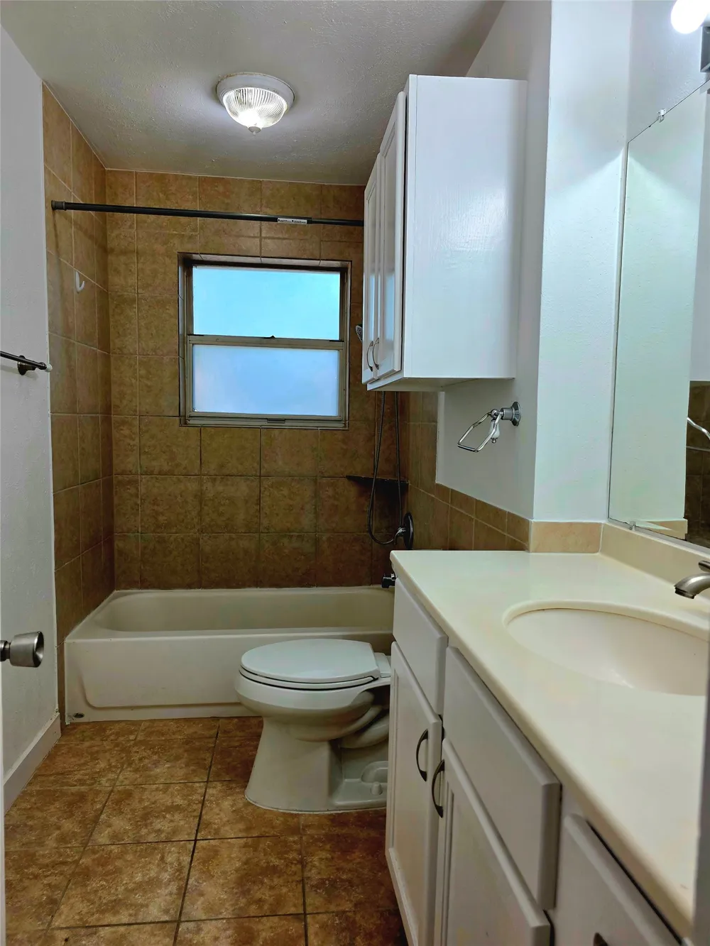 272 Palomino Drive Saginaw, TX 76179