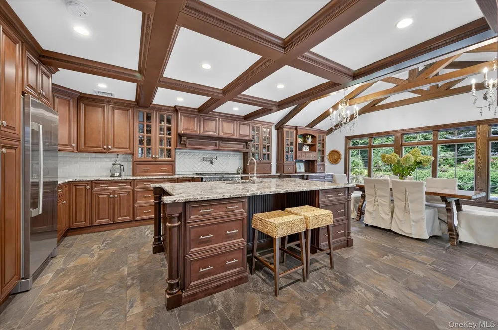 4 Salt Hay Way Smithtown, NY 11787