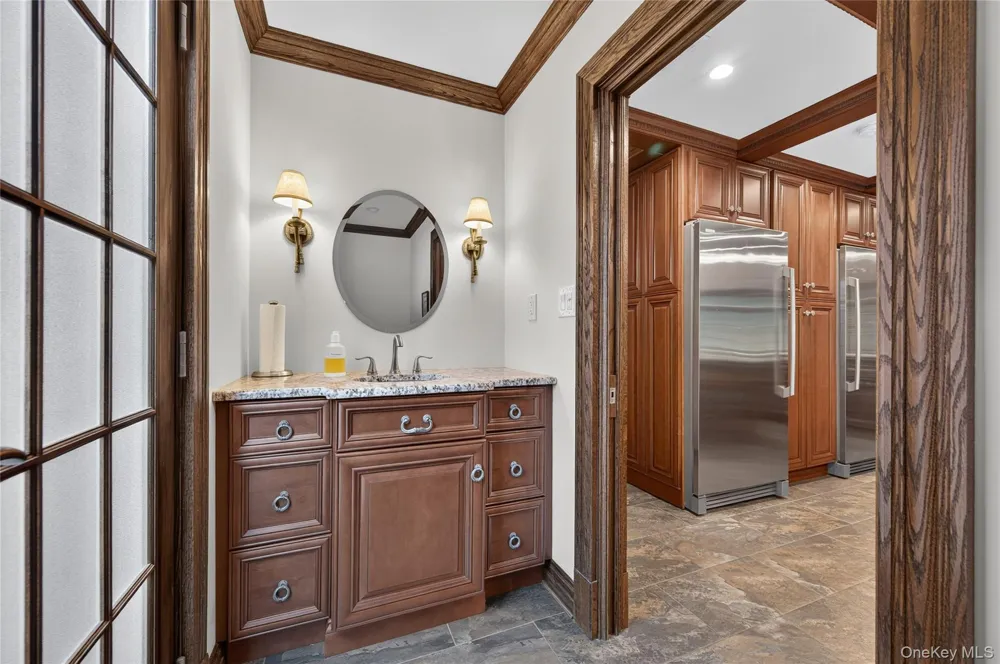 4 Salt Hay Way Smithtown, NY 11787