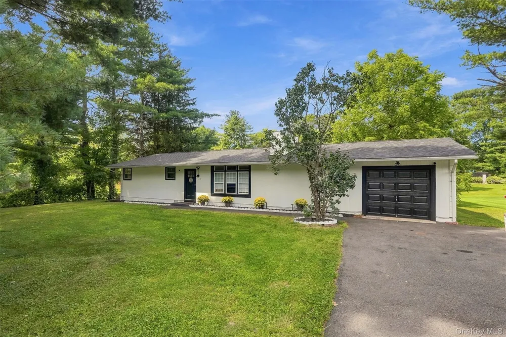 267 State Route 32 S New Paltz, NY 12561