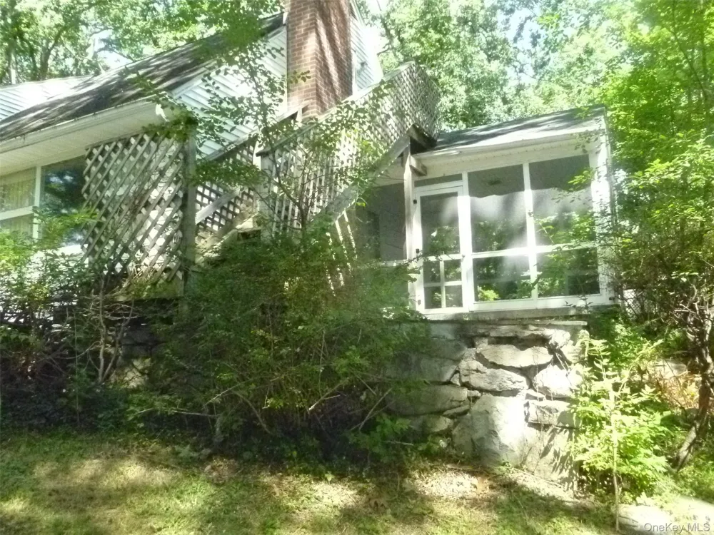 17 Chestnut Lane Newburgh, NY 12550
