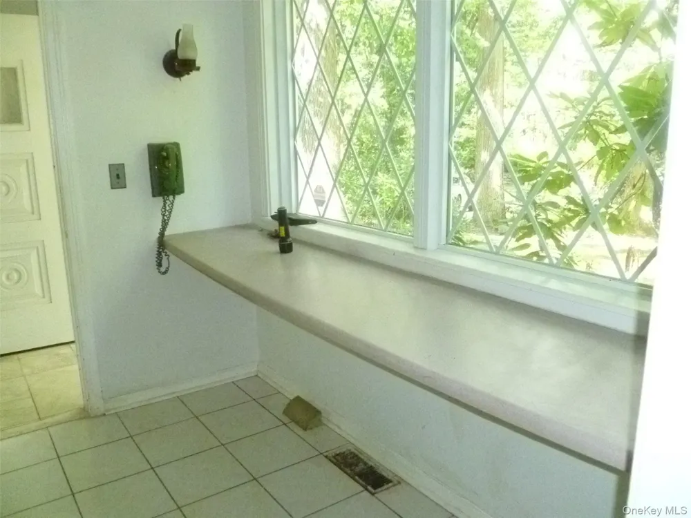 17 Chestnut Lane Newburgh, NY 12550