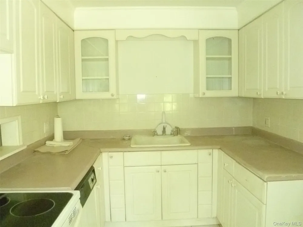 17 Chestnut Lane Newburgh, NY 12550