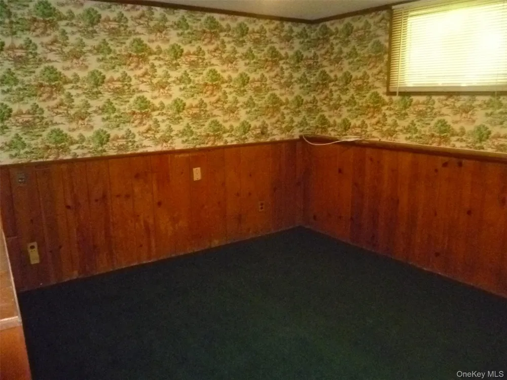17 Chestnut Lane Newburgh, NY 12550