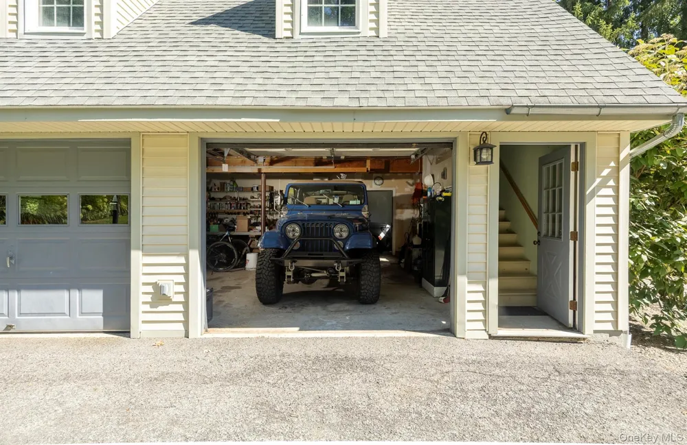 163 Horseshoe Road Millbrook, NY 12545