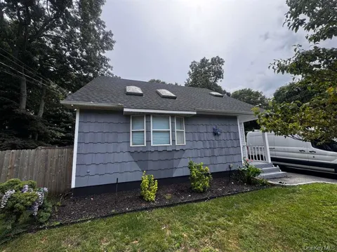 42 Breston Drive W