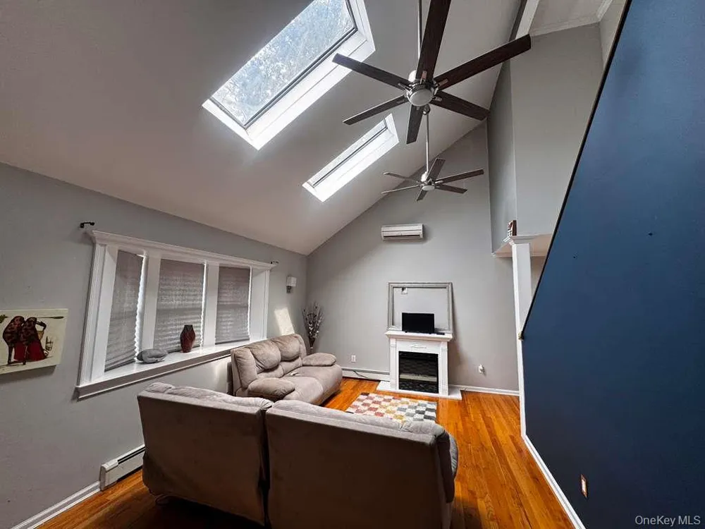 42 Breston Drive W Shirley, NY 11967