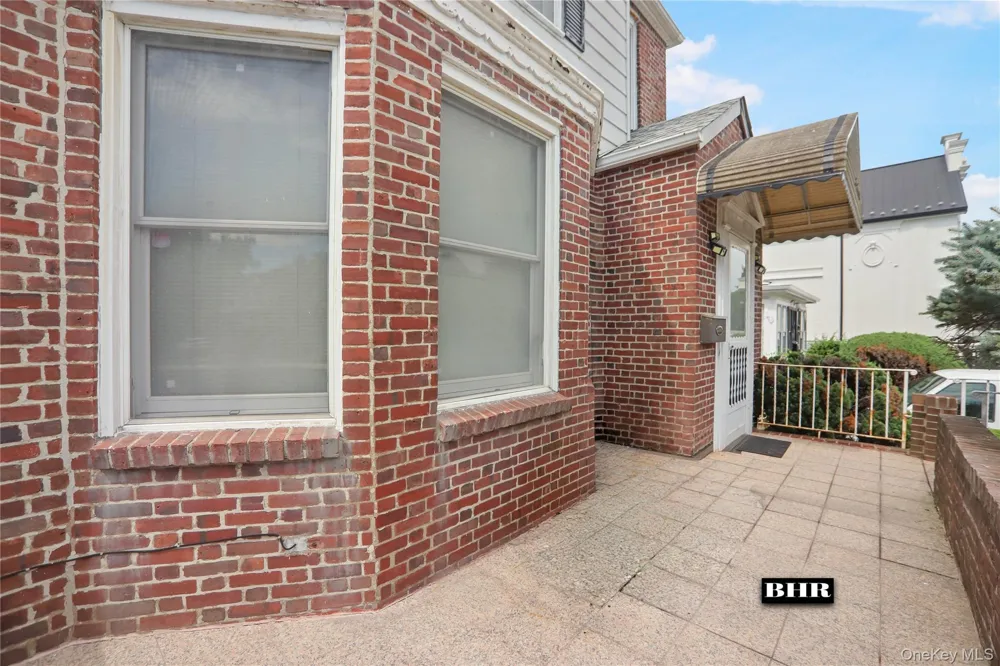 272 Exeter Street Brooklyn, NY 11235