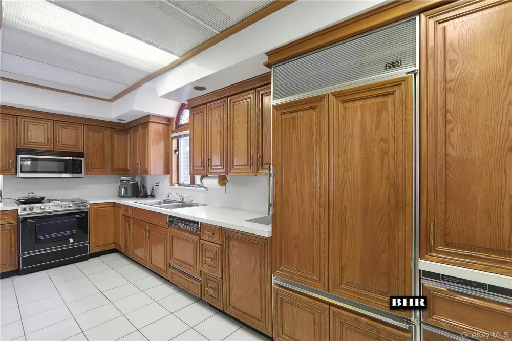 272 Exeter Street Brooklyn, NY 11235