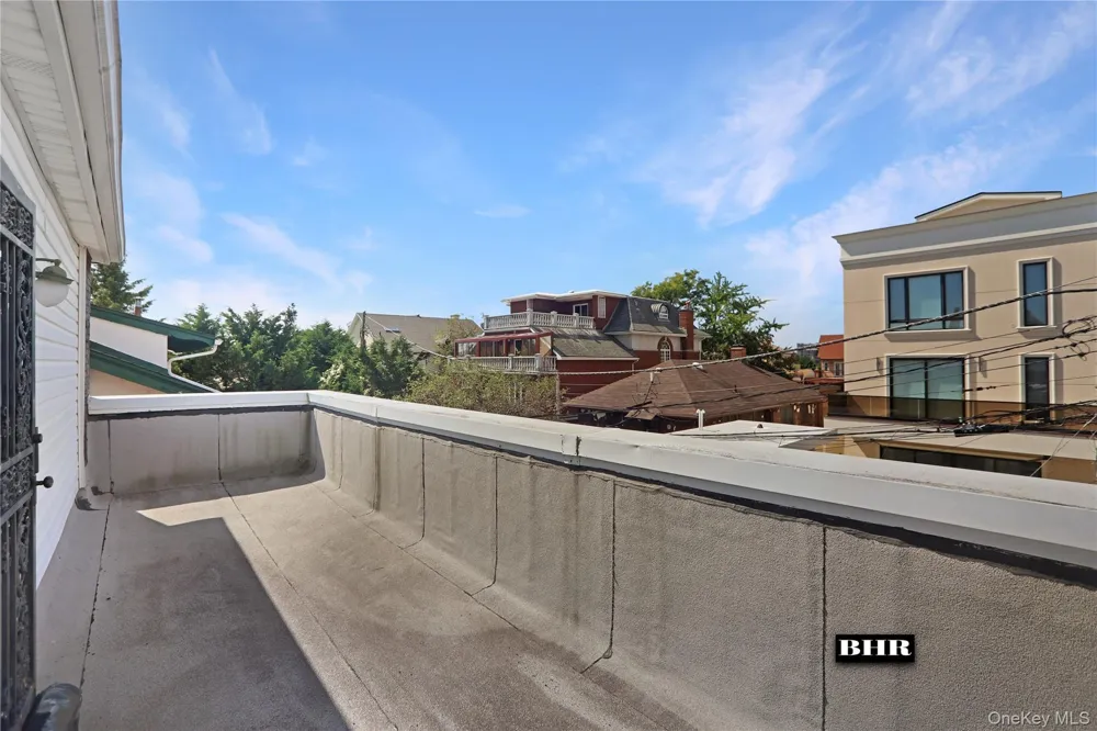 272 Exeter Street Brooklyn, NY 11235