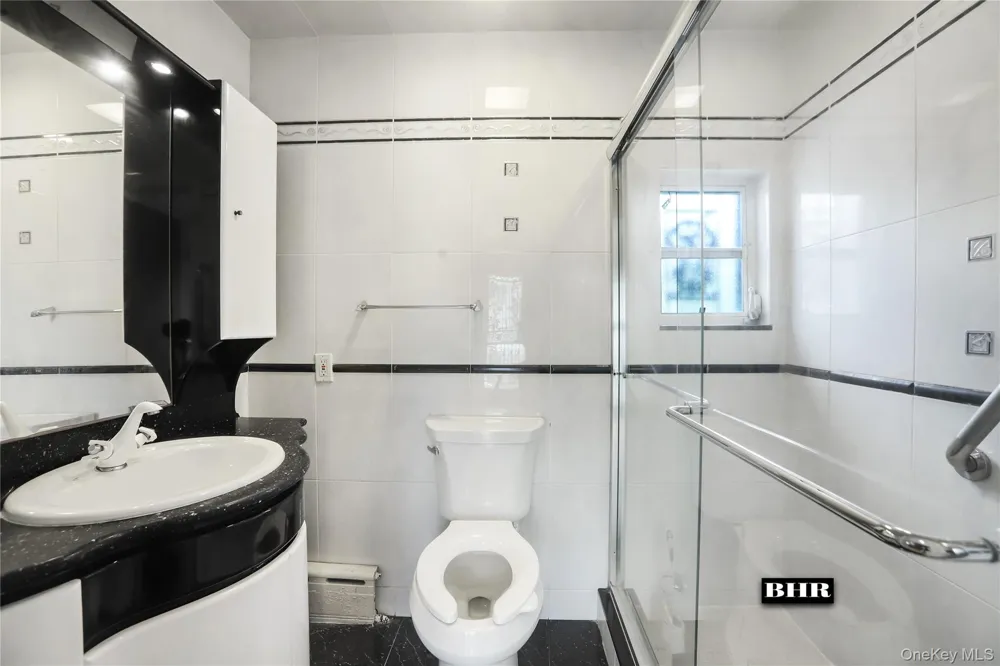 272 Exeter Street Brooklyn, NY 11235