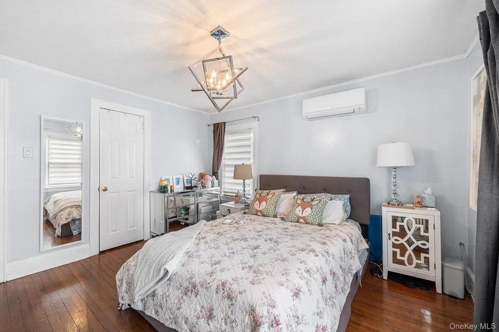 123 East Avenue Valley Stream, NY 11580
