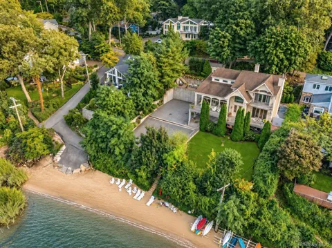 710 Sound View Road
