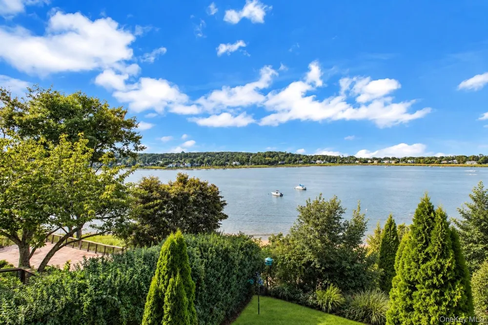 710 Sound View Road Mill Neck, NY 11771