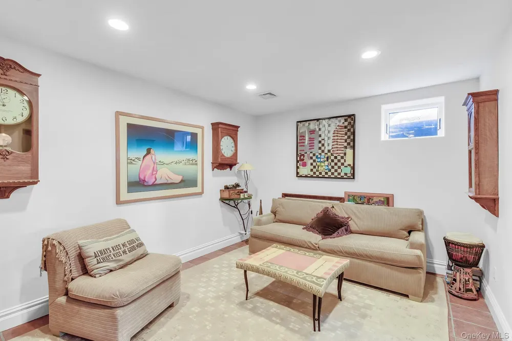 710 Sound View Road Mill Neck, NY 11771