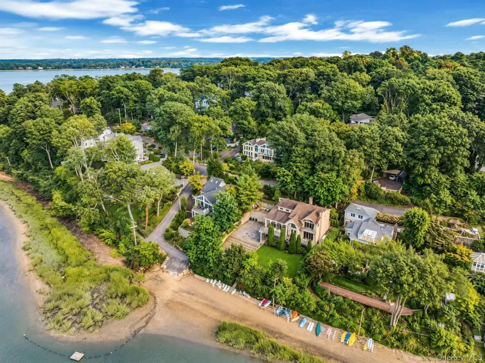 710 Sound View Road Mill Neck, NY 11771