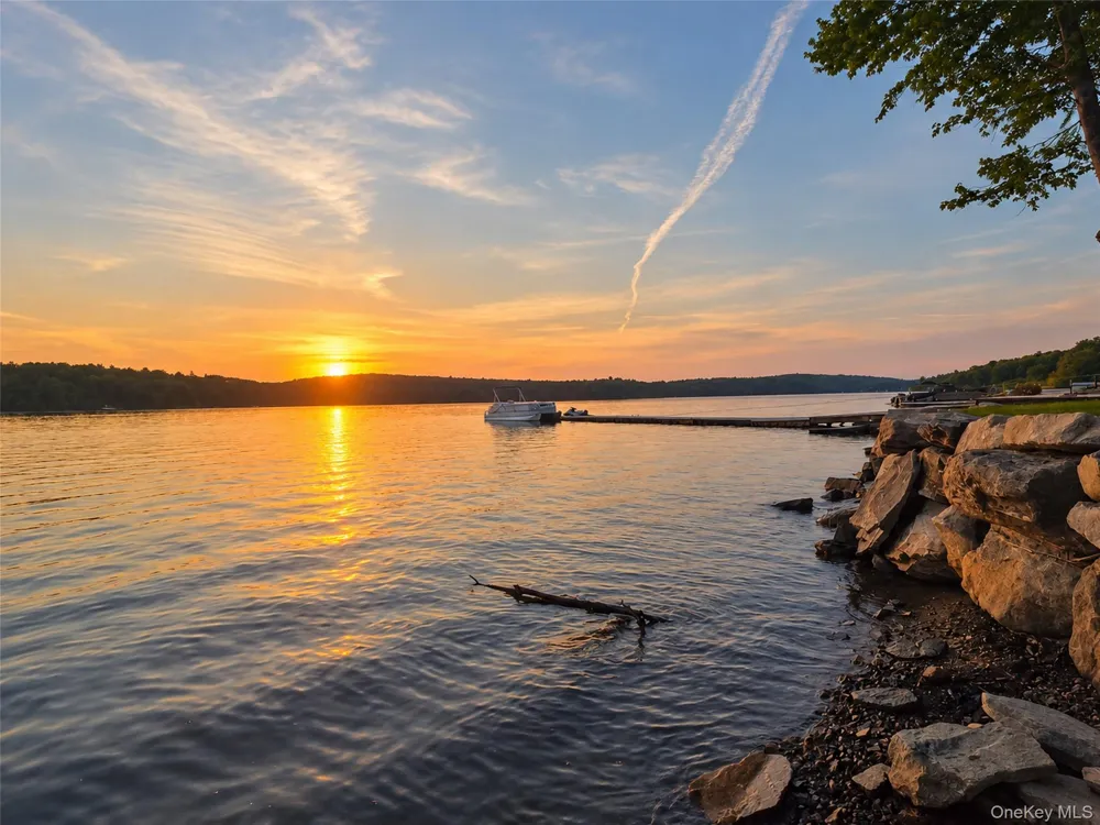 129 Starlight Road Monticello, NY 12701