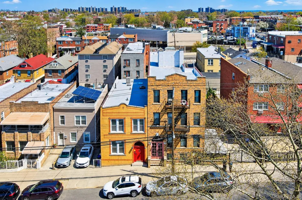 3018 Paulding Avenue Bronx, NY 10469