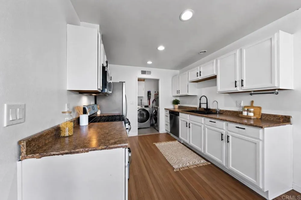 1217 Mariposa Court Vista, CA 92084