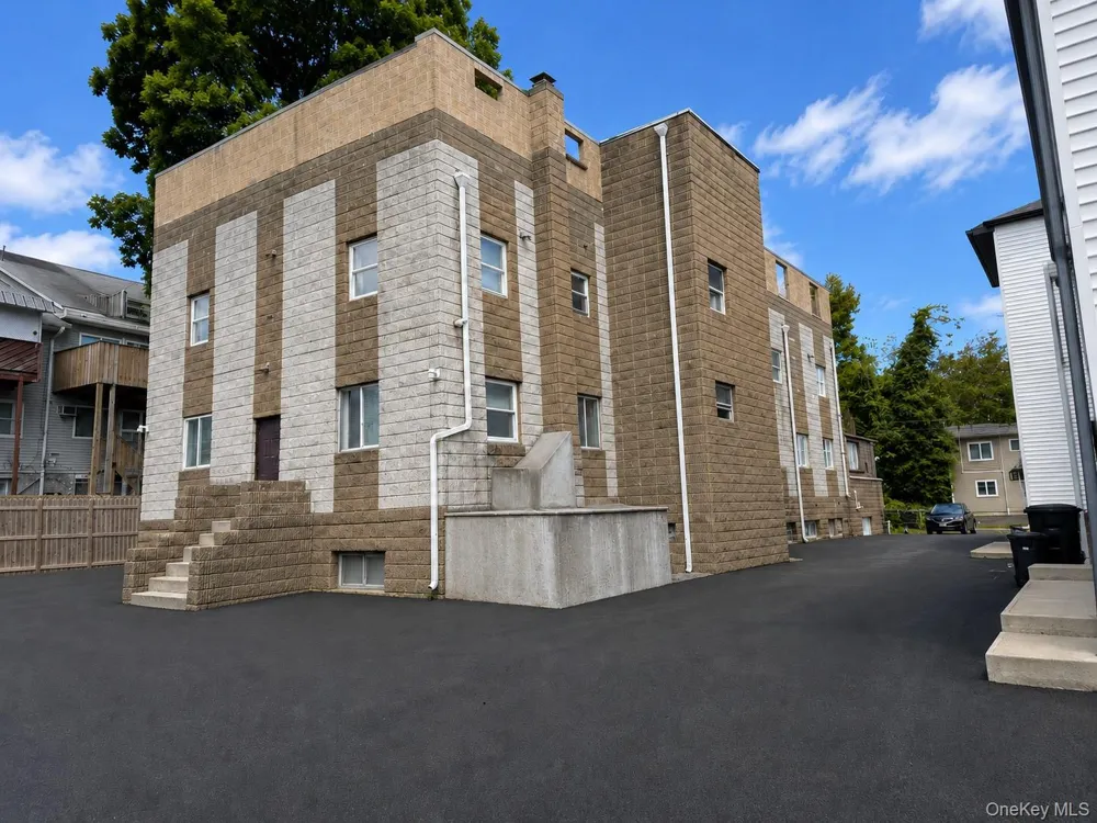 21 Rita Avenue Monsey, NY 10952