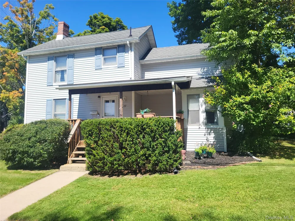 27 Ash Street Monroe, NY 10950