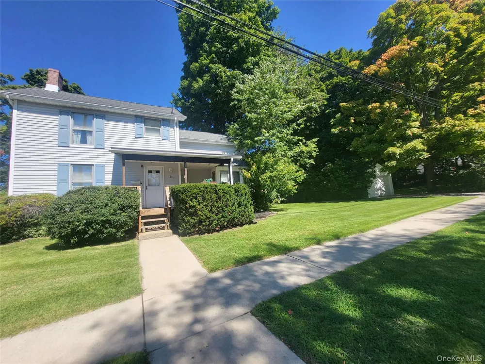 27 Ash Street Monroe, NY 10950
