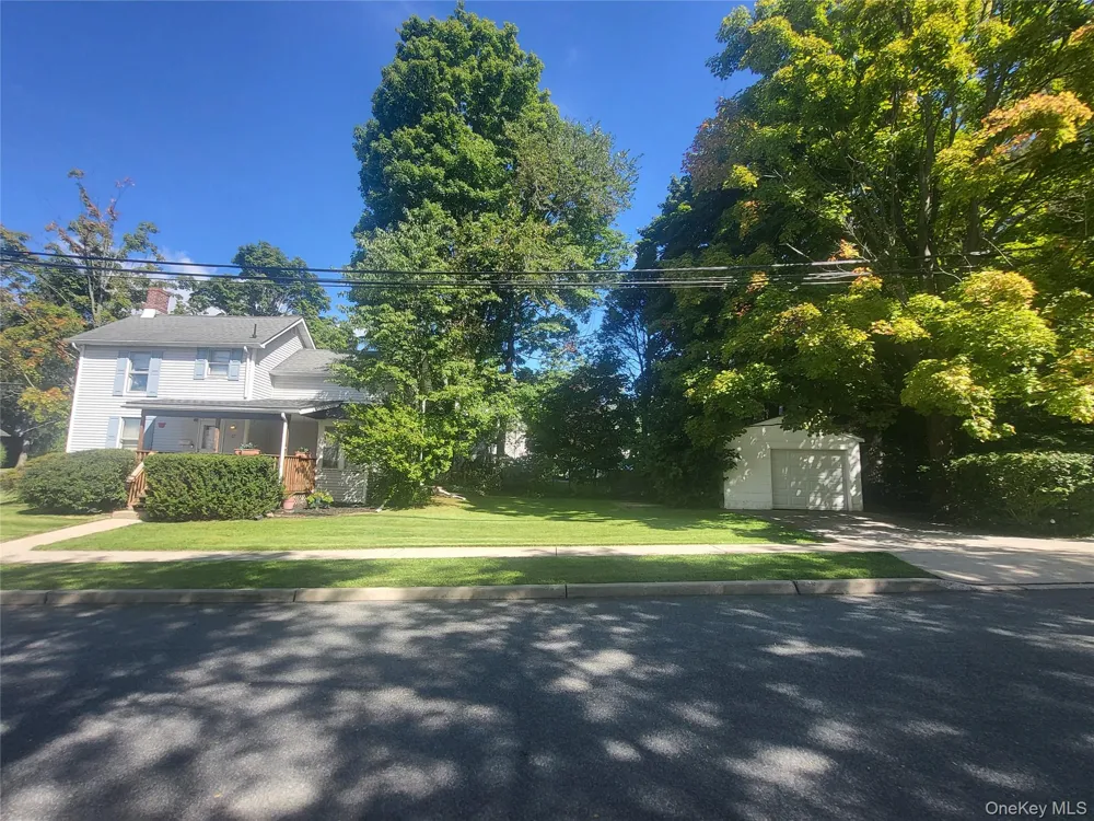 27 Ash Street Monroe, NY 10950
