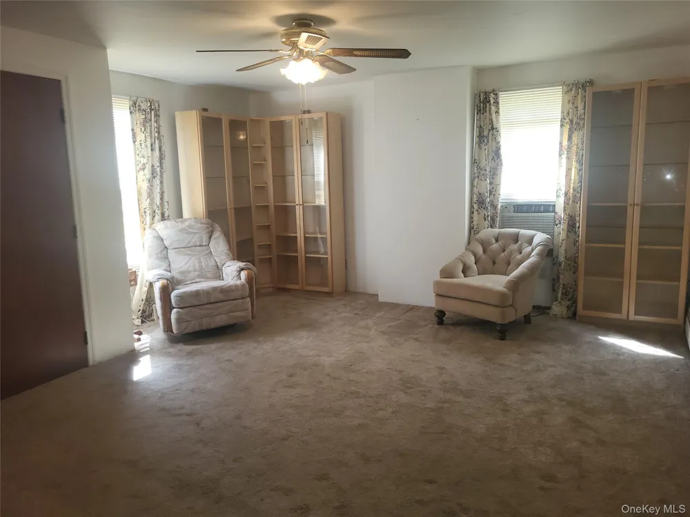 27 Ash Street Monroe, NY 10950