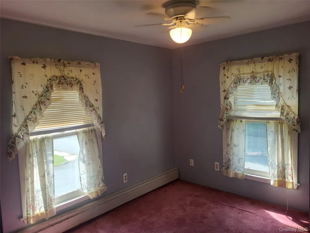 27 Ash Street Monroe, NY 10950
