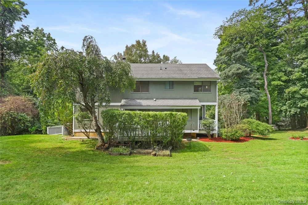 10 Deborah Lane Chappaqua, NY 10514