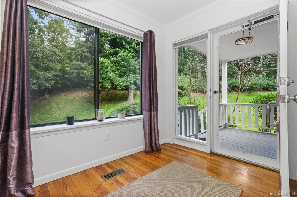 10 Deborah Lane Chappaqua, NY 10514
