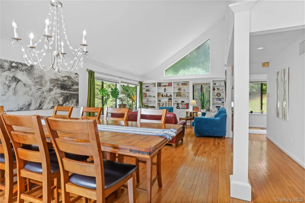 10 Deborah Lane Chappaqua, NY 10514