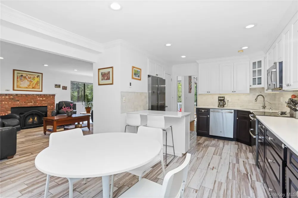 10 Deborah Lane Chappaqua, NY 10514