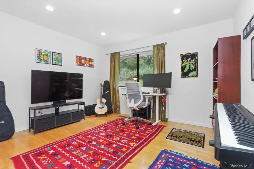 10 Deborah Lane Chappaqua, NY 10514