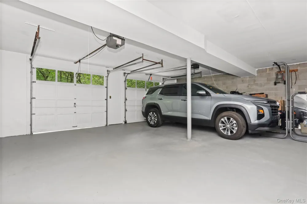 10 Deborah Lane Chappaqua, NY 10514