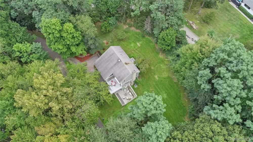 10 Deborah Lane Chappaqua, NY 10514