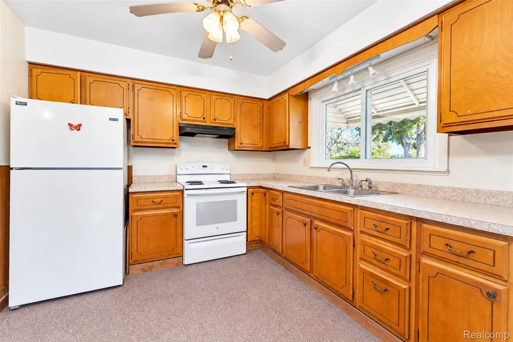 3063 Britton Road Perry City, MI 48872