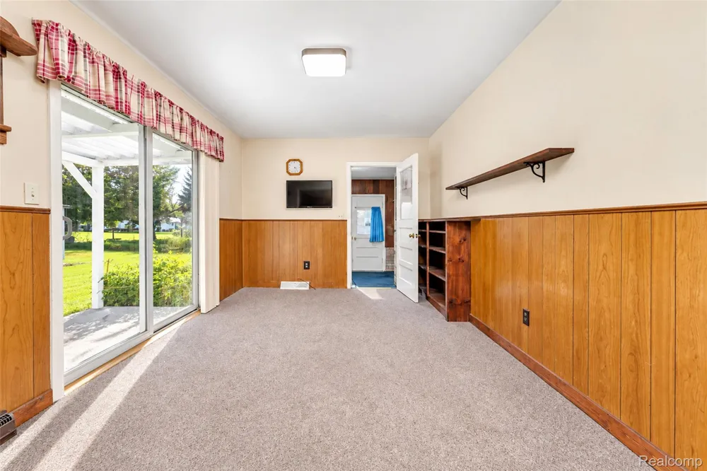3063 Britton Road Perry City, MI 48872