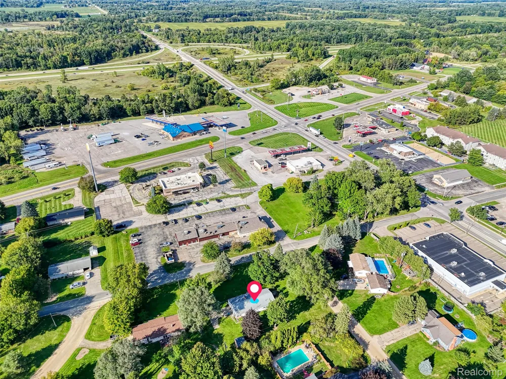 3063 Britton Road Perry City, MI 48872