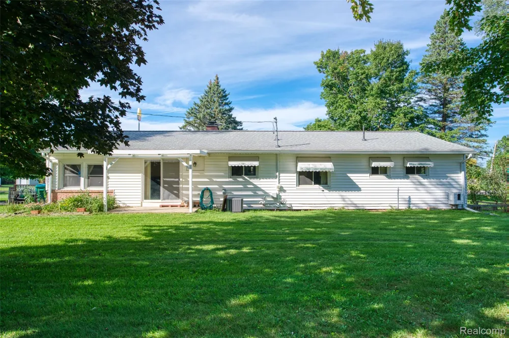 3063 Britton Road Perry City, MI 48872