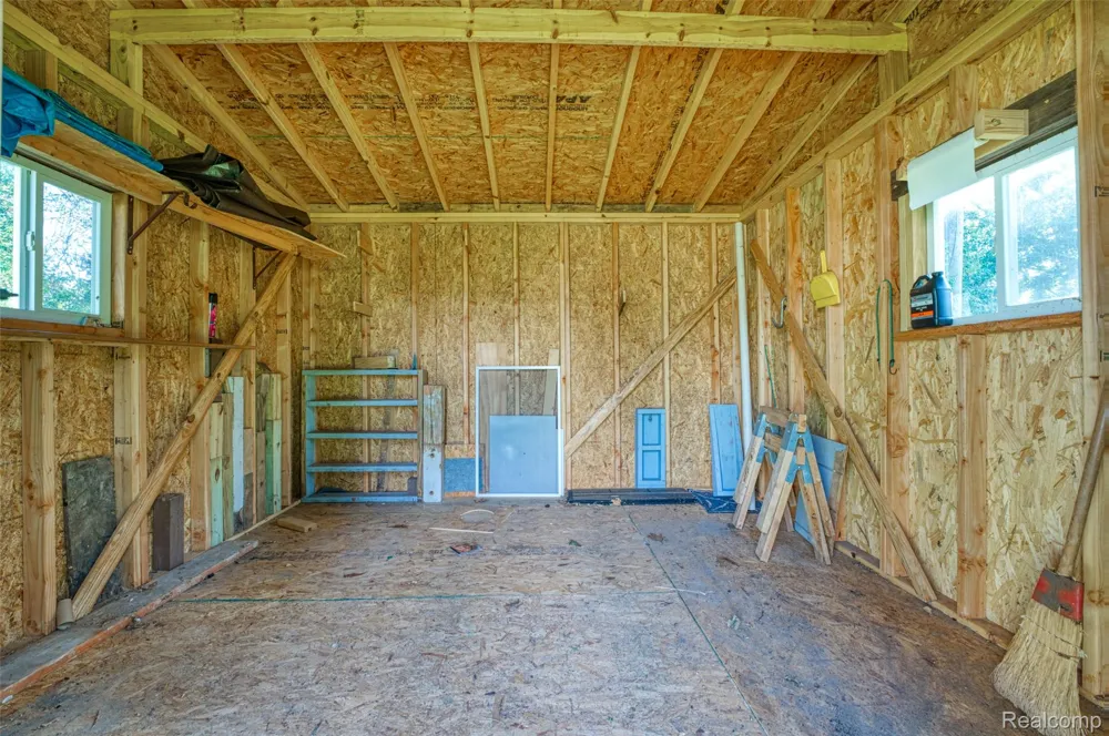 3063 Britton Road Perry City, MI 48872
