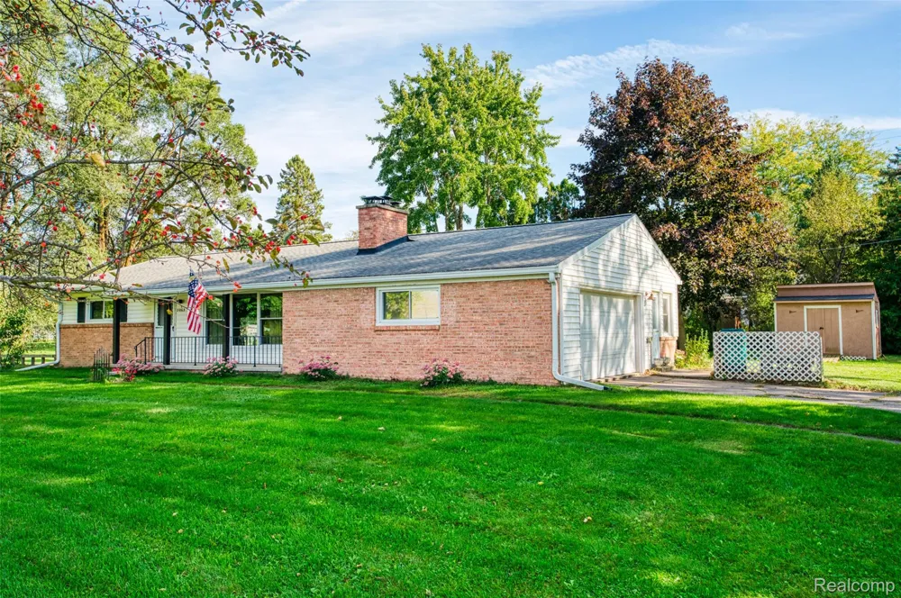 3063 Britton Road Perry City, MI 48872