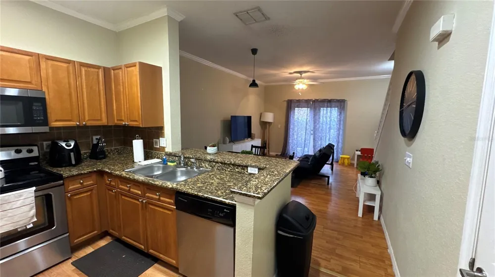 2519 LANCIEN COURT #5 Orlando, FL 32826