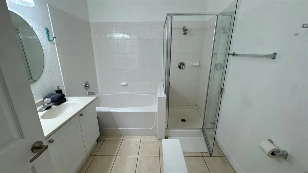 2519 LANCIEN COURT #5 Orlando, FL 32826