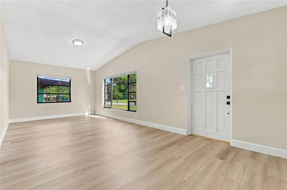 1723 WEEKS AVENUE Orlando, FL 32806